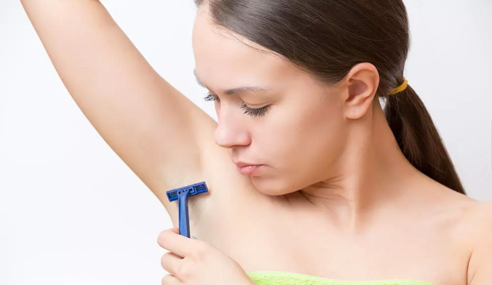 اصلاح موی بدن خانم‌ها