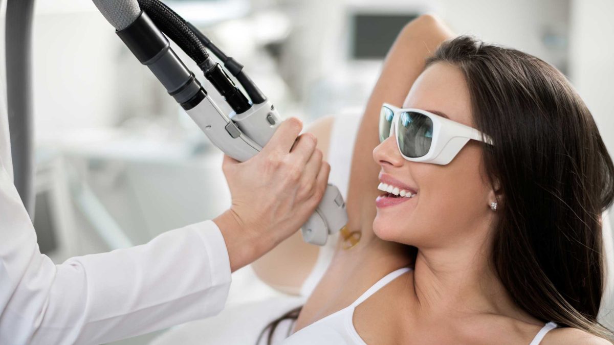 لیزر موهای زائد و مراحل آن